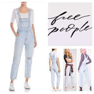 🆕Free People Levi’s Mom Overalls.  NWOT.